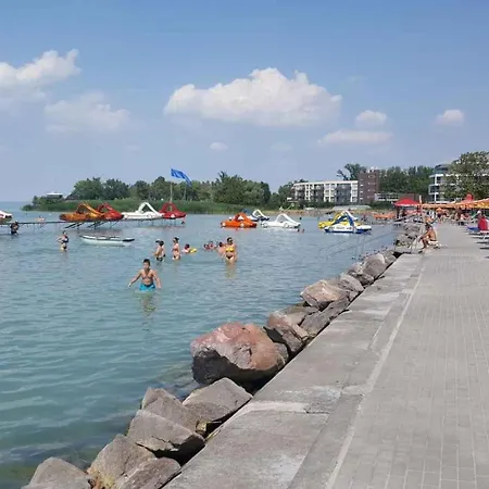 Chill Out Nyaralohaz Semesterbostad Siófok