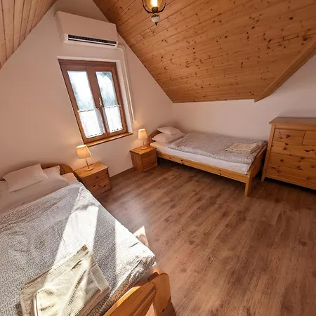 Semesterbostad Chill Out Nyaralohaz Siófok